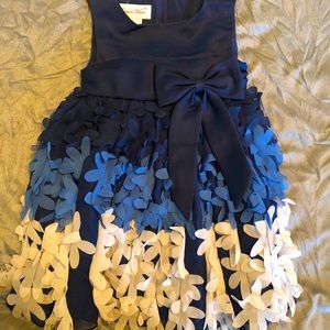 Little girls dress